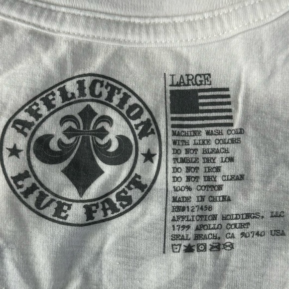 Affliction Men's Short Sleeve Graphic T-shirt - White / Red -Size: M / L - NWT - Picture 10 of 10